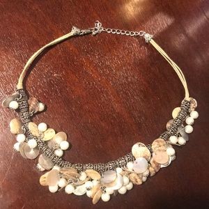 Seashell pearl necklace